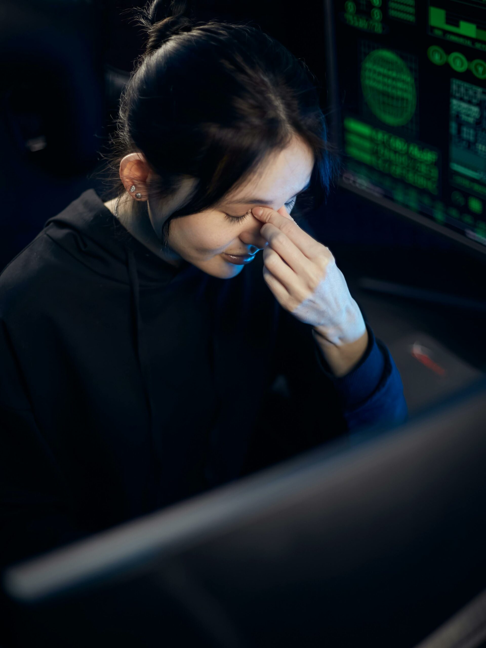 pexels-mikhail-nilov-7534104